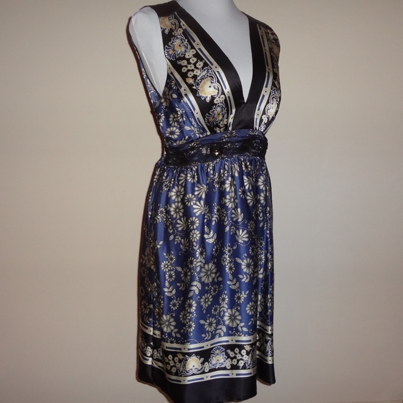 Single Dress Silk Print Dress FINAL PRICE - Picture 1 of 7
